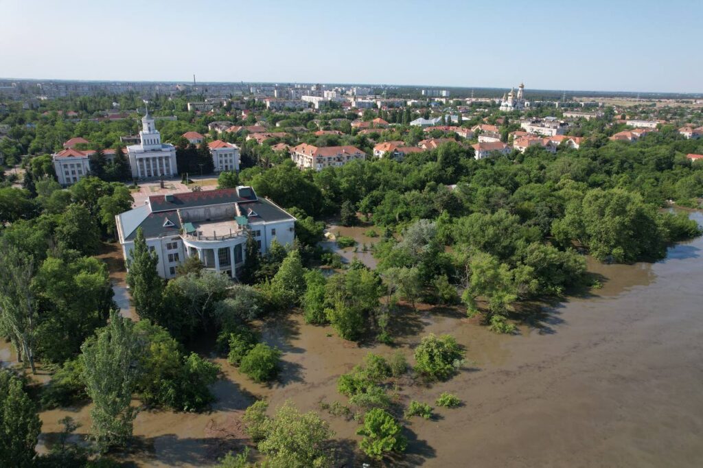 Каховская ГЭС