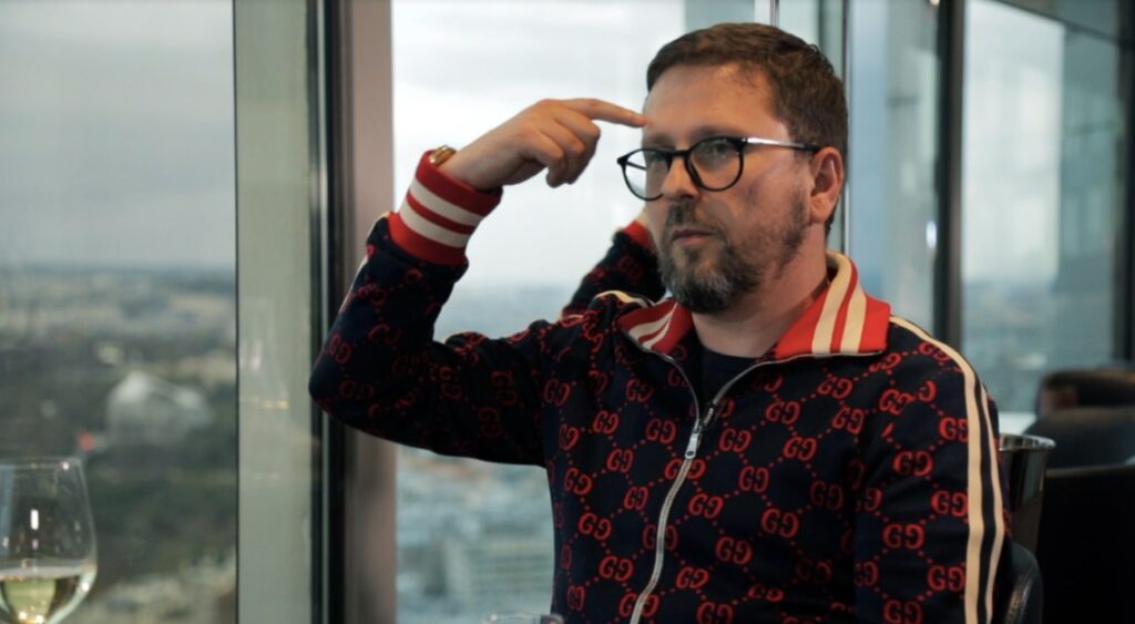 Шарий