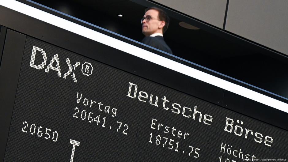 DAX